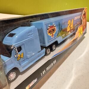 Vtg Nascar Winners Circle Jeff Gordon #24 Dupont Trailer Rig 1:64 400 Rematch